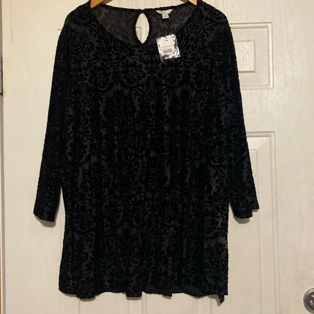 Catos Textured Velvet Top